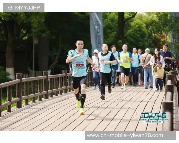 2025临平区足球联赛满意闭幕 全民健身与文旅消费交融激起城市新生机 2025临平区足球联赛满意闭幕 全民健身与文旅消费交融激起城市新生机