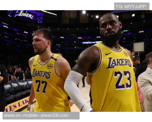 Lakers Daily：詹姆斯对琼斯向赌徒走漏其信息感到十分不满